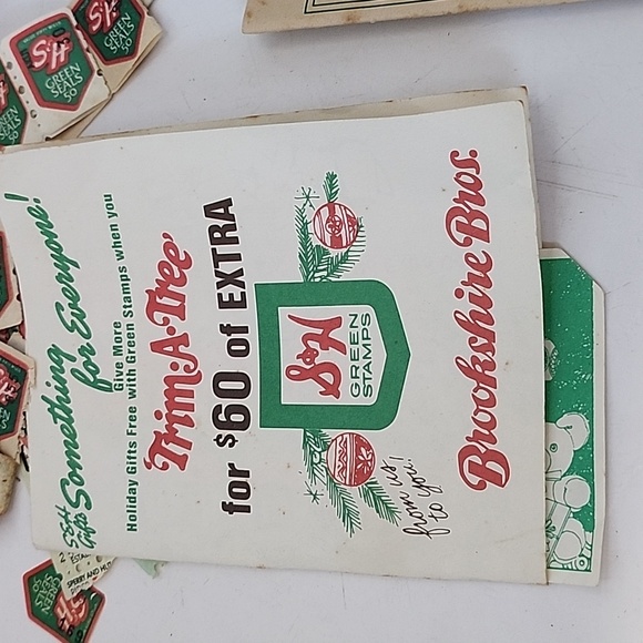 Vintage 80s S&H Green Stamps Lot W/ 1988 Catalog - Picture 8 of 13